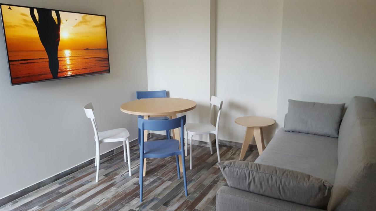 Amarina Suite Emotion Marina di Pietrasanta Luaran gambar
